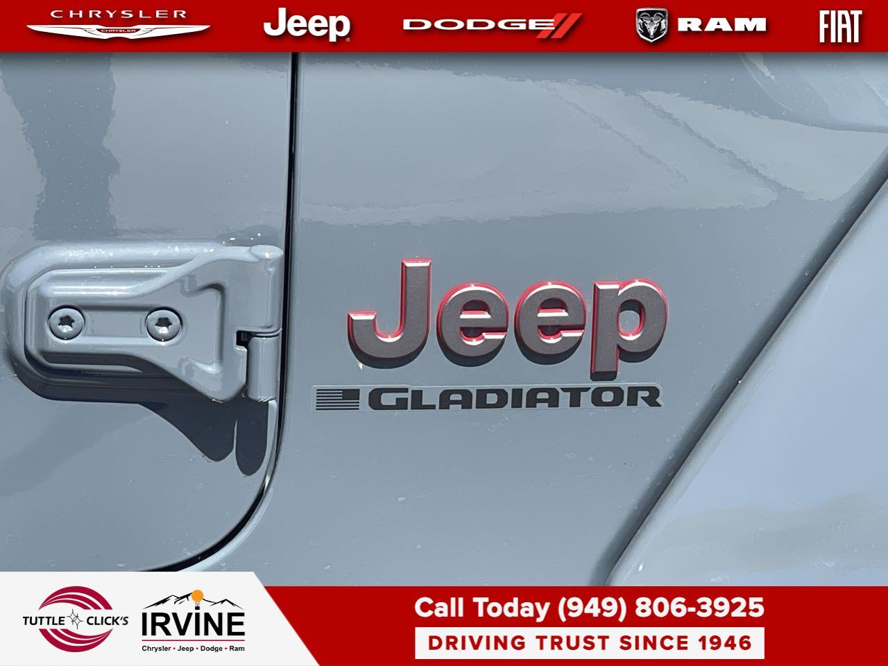 New 2026 Anvil Clear-Coat Exterior Paint Jeep Rubicon image 8