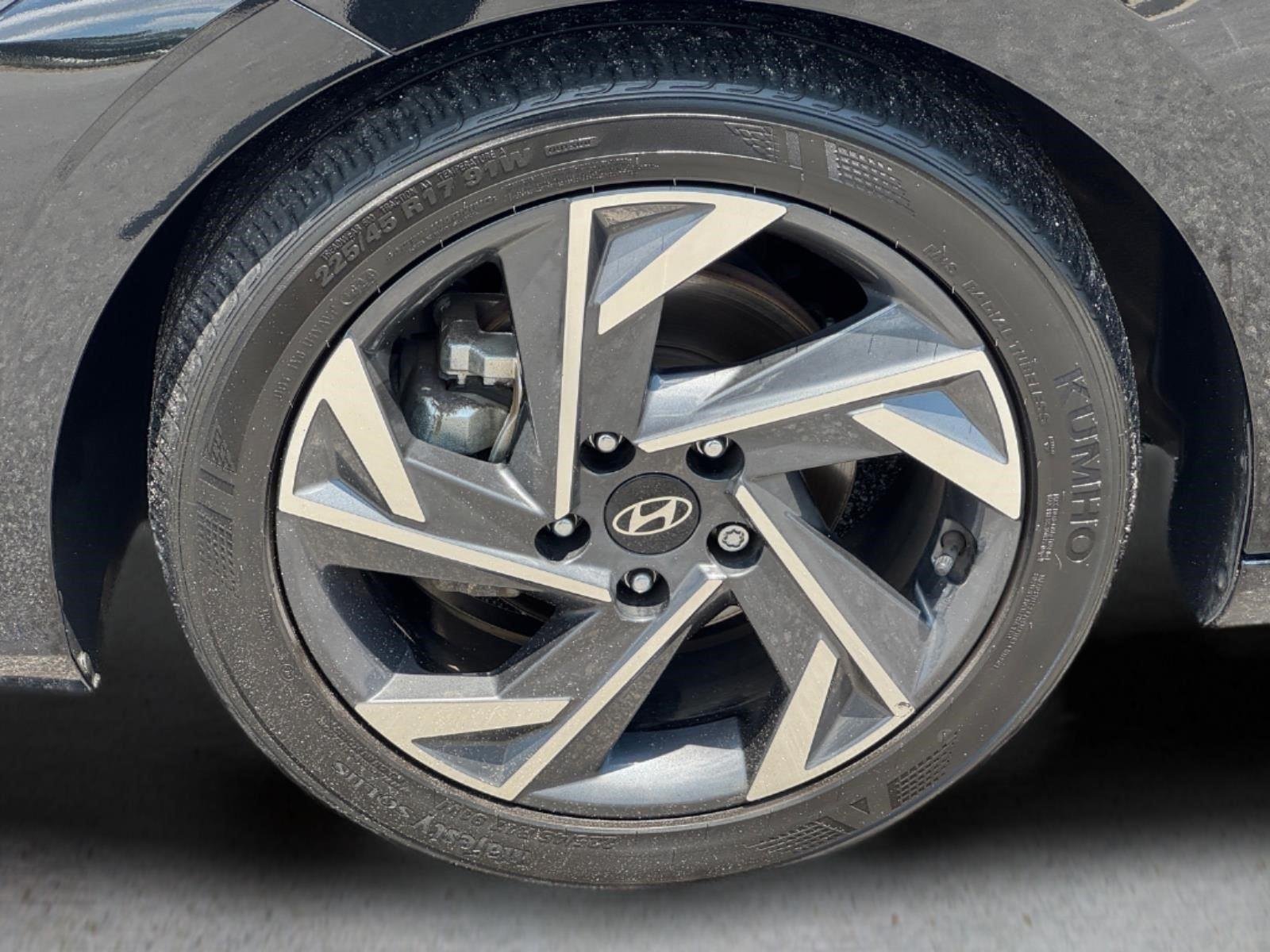 Used 2024 Abyss Black Hyundai Limited image 11