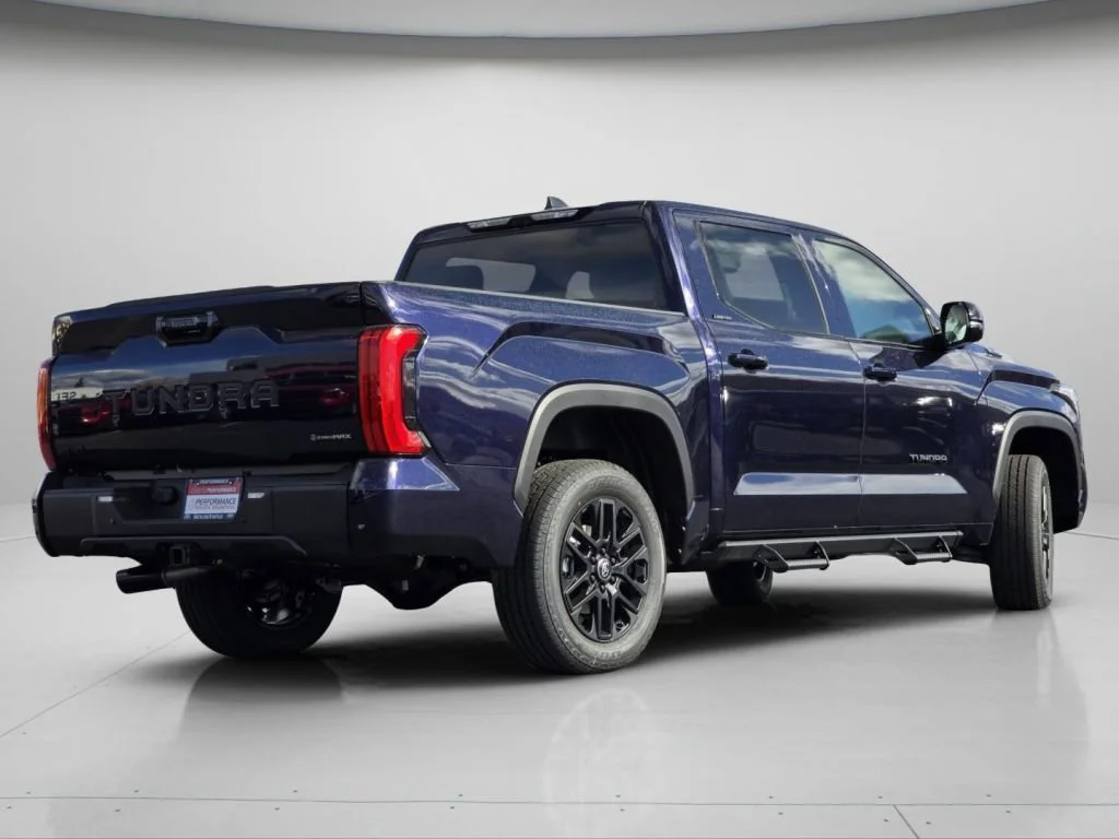 2026 Toyota Tundra Limited - Photo 8