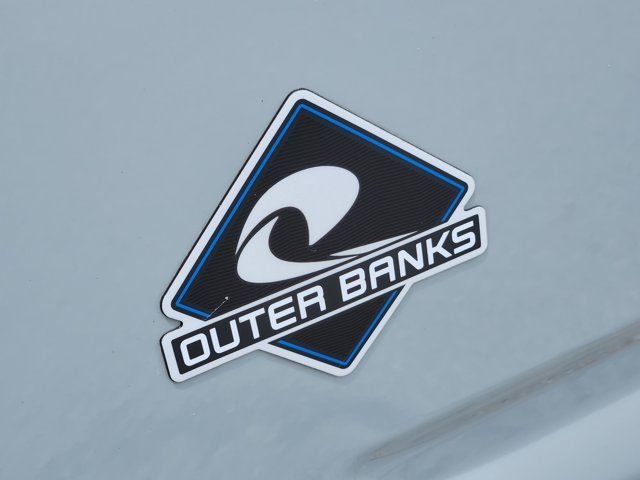 Used 2022 Green Ford Outer Banks image 12