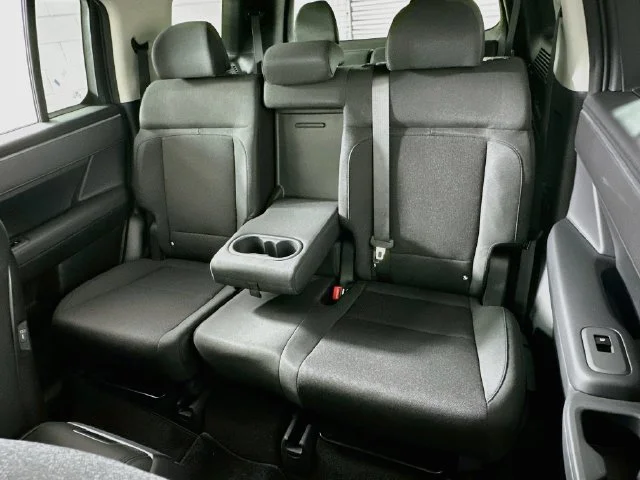 New 2027 Hyundai SANTA FE SE