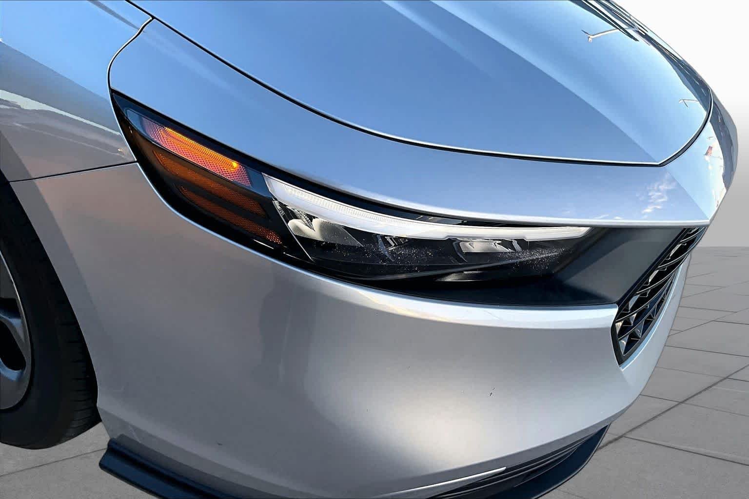 Used 2024 Solar Silver Metallic Honda EX image 26