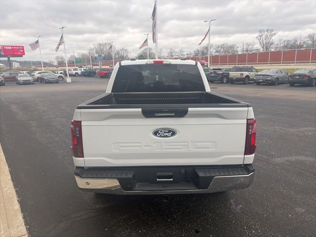 Used 2024 White Ford XLT image 6