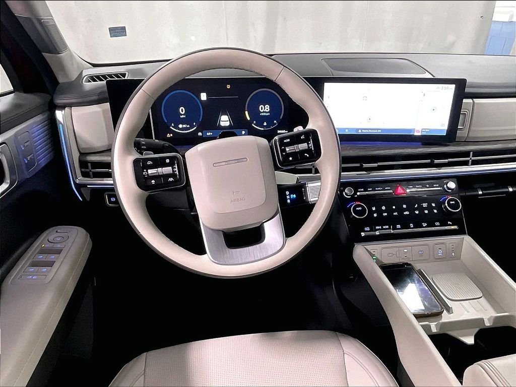 Used 2024 Red Hyundai Calligraphy image 18