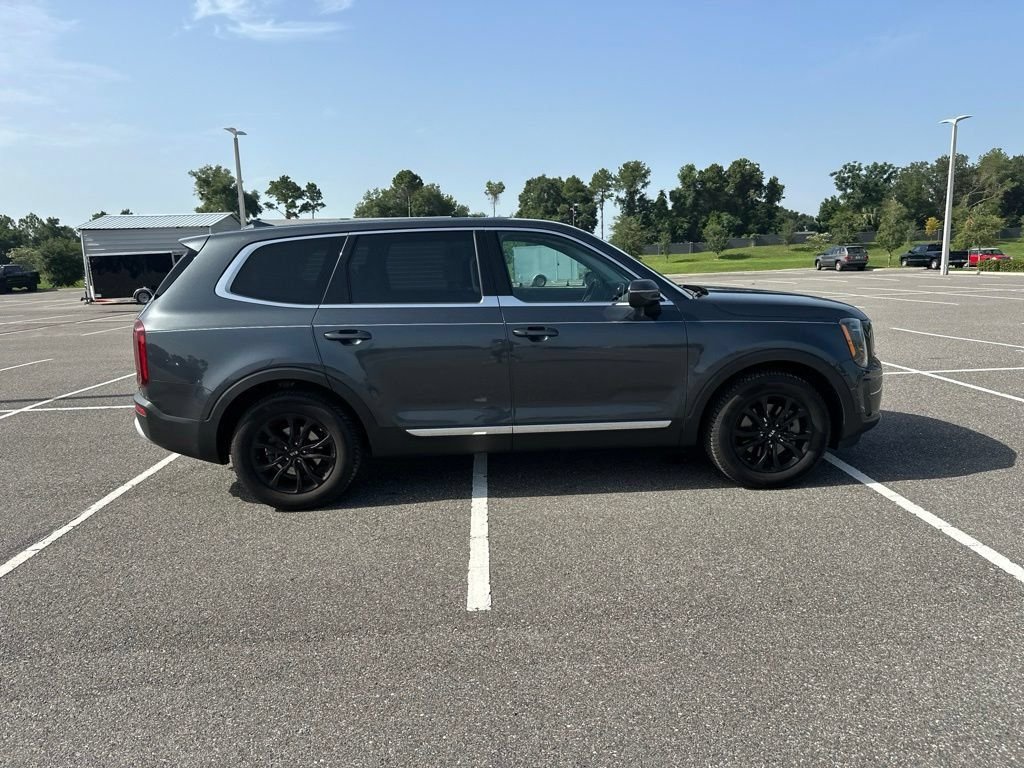 Used 2020 Gray Kia LX image 4