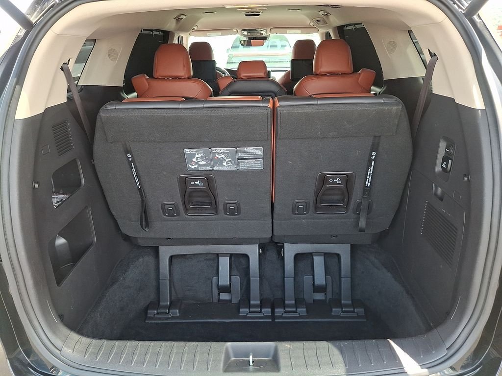 Certified Used 2022 Black Kia SX image 30