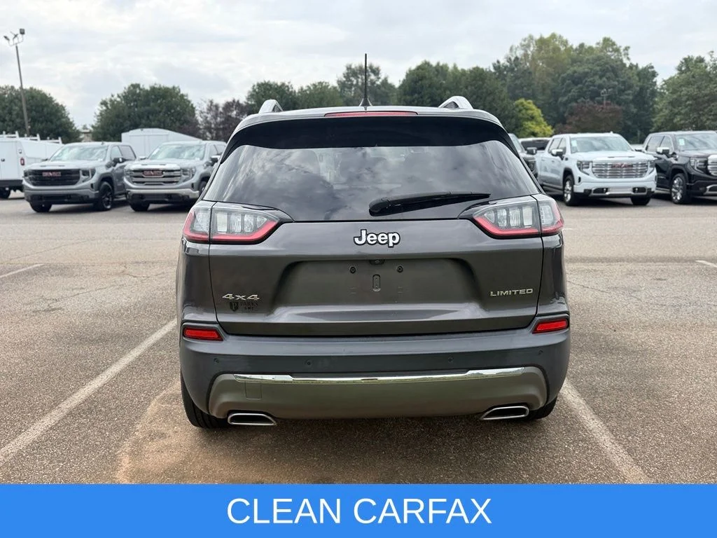 Used 2019 Gray Jeep Limited image 7