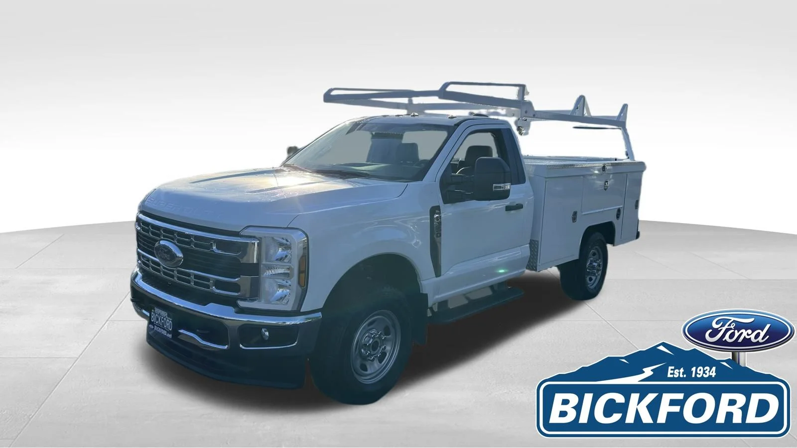 2026 Ford F-350 Super Duty Chassis Cab