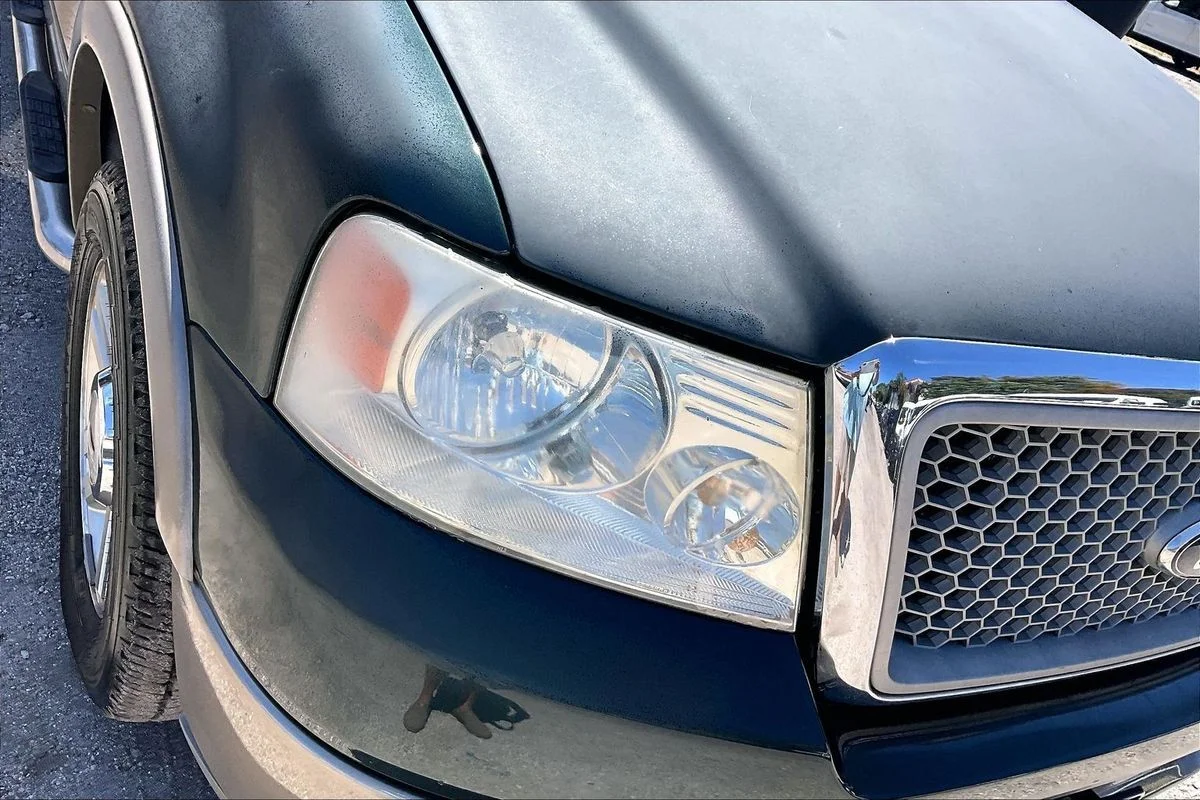 Used 2004 Green Ford LARIAT image 31