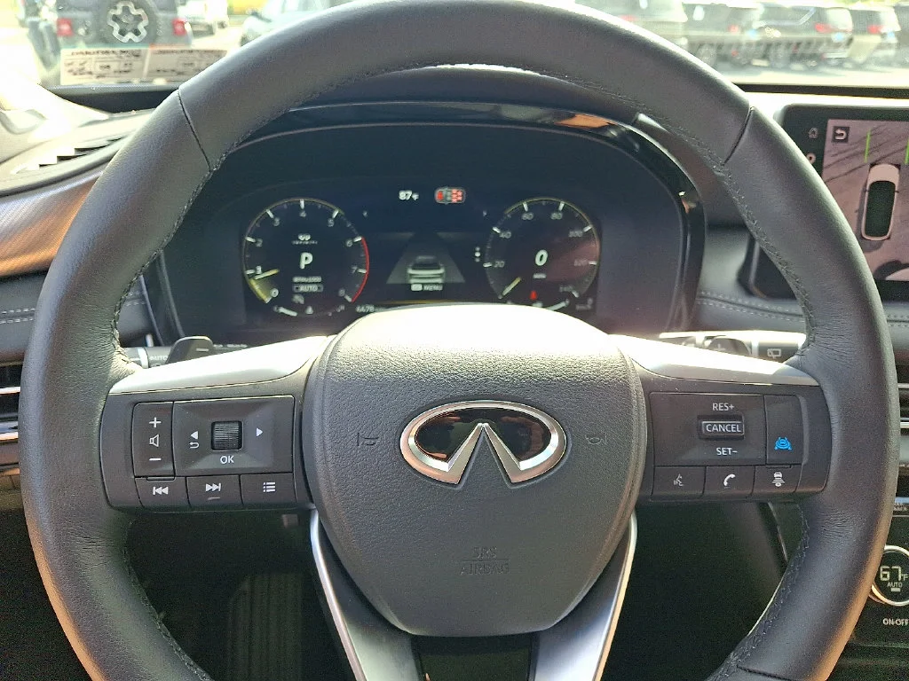 Used 2026 Blue INFINITI LUXE image 22