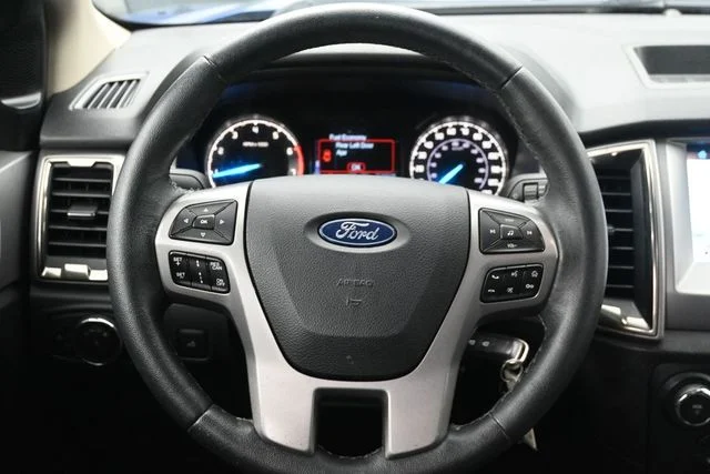 Used 2019 Blue Ford XLT image 21
