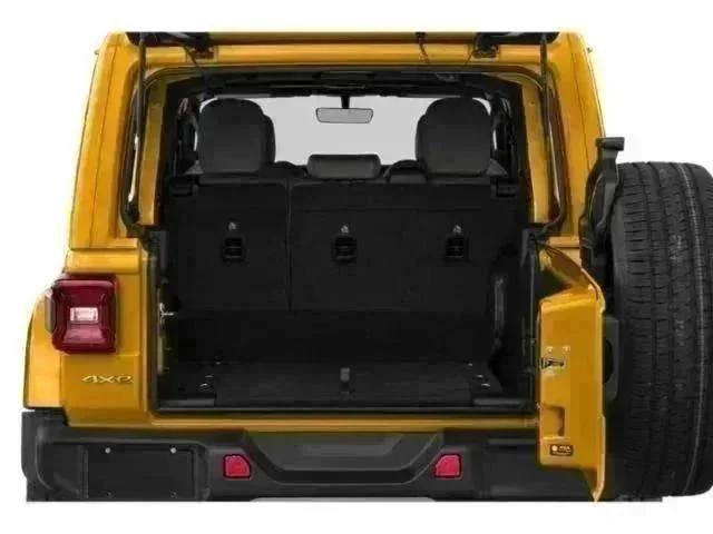 Used 2021 White Jeep Willys image 11