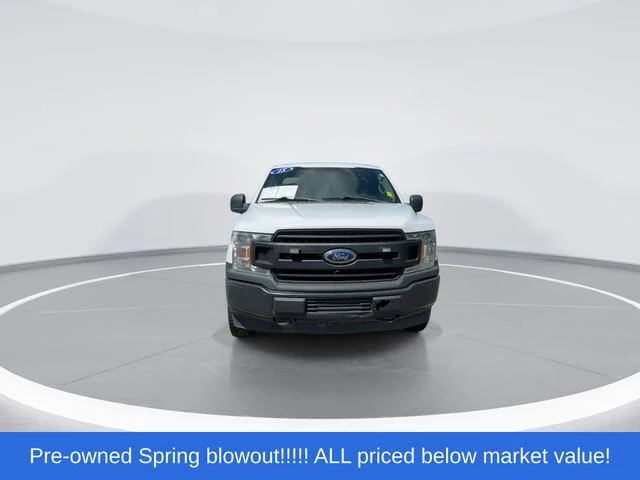 Used 2018 White Ford XL image 3