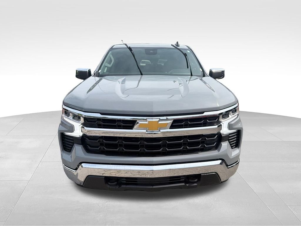 Used 2024 Gray Chevrolet LT image 8