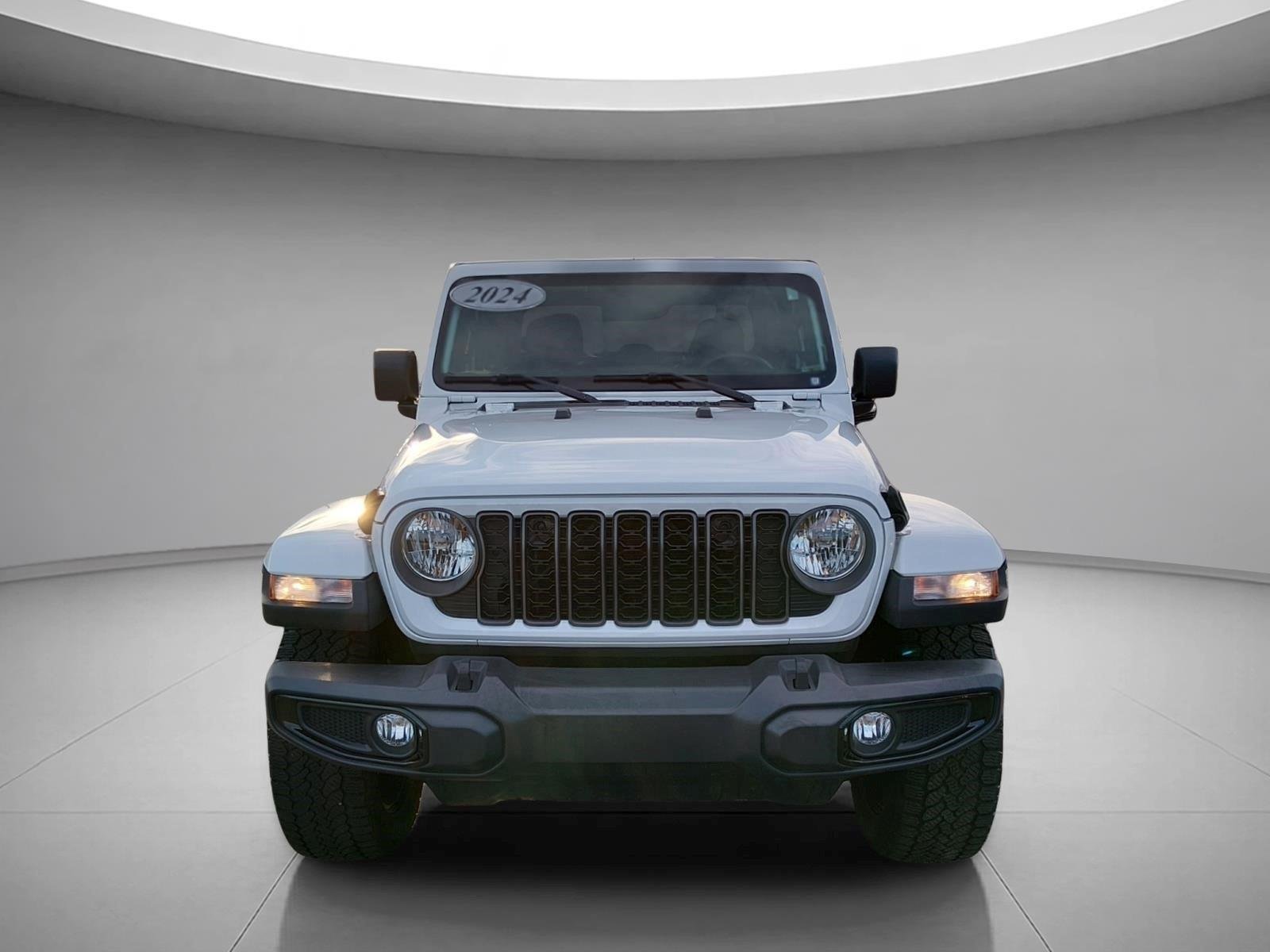 Used 2024 Bright White Clearcoat Jeep Nighthawk image 8