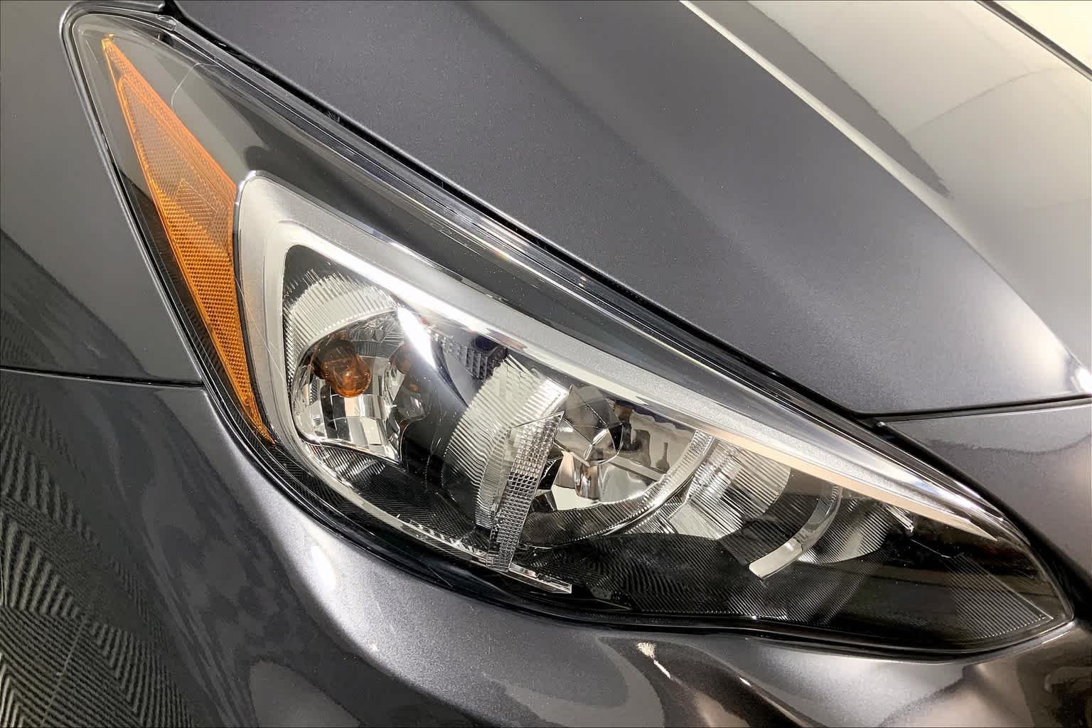 Used 2018 Magnetite Gray Metallic Subaru  image 28