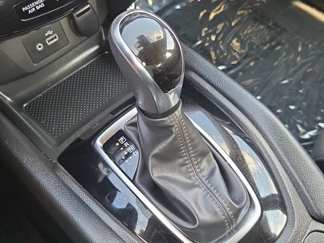 Used 2022 Magnetic Black Pearl Nissan SV image 20