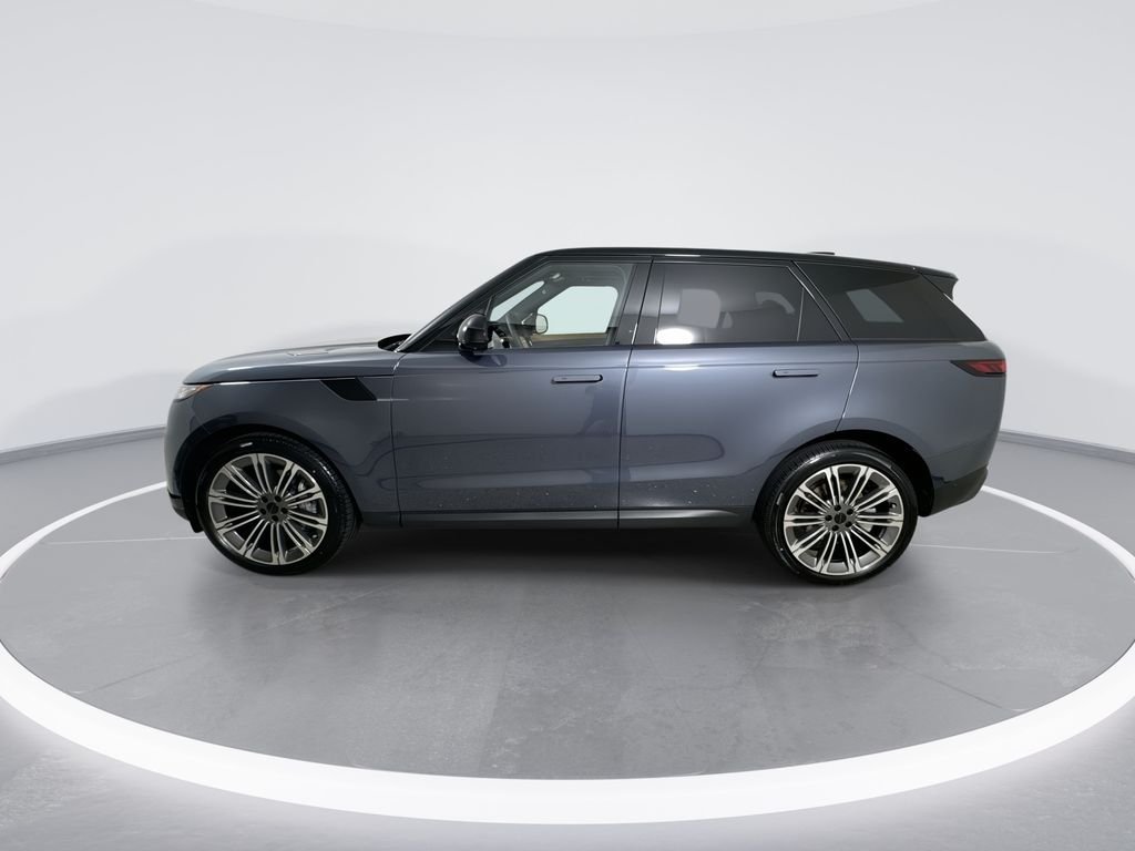 New 2026 Varesine Blue Land Rover SE image 5