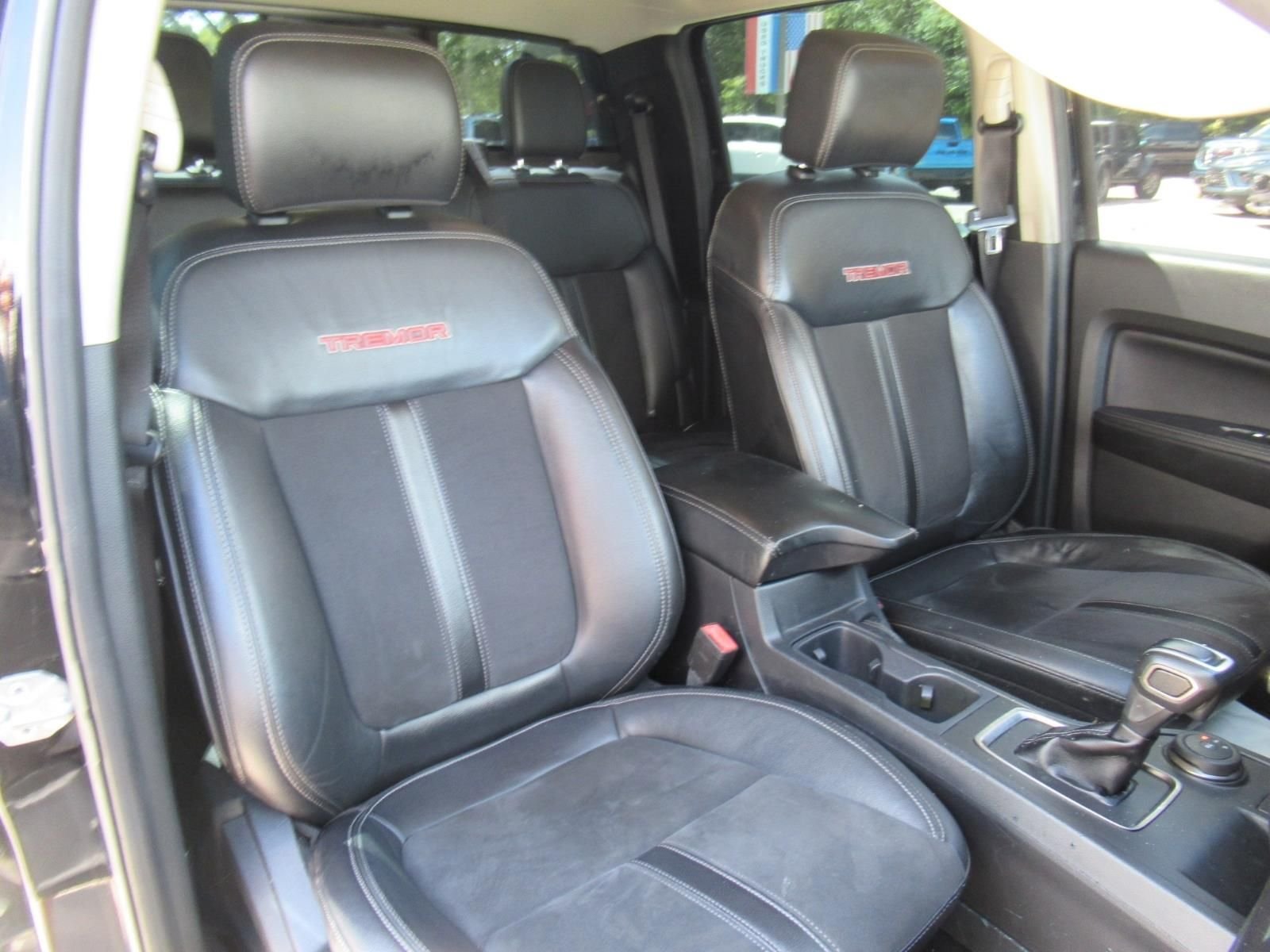 Used 2022 Black Ford Lariat image 11
