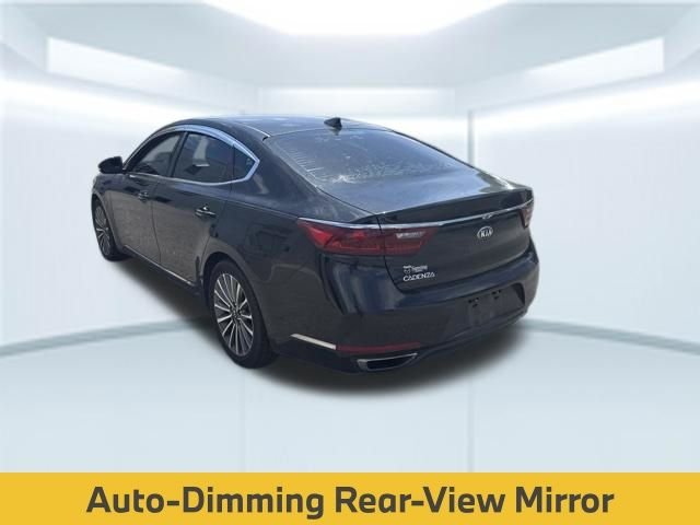 Used 2017 Black Kia Premium image 9