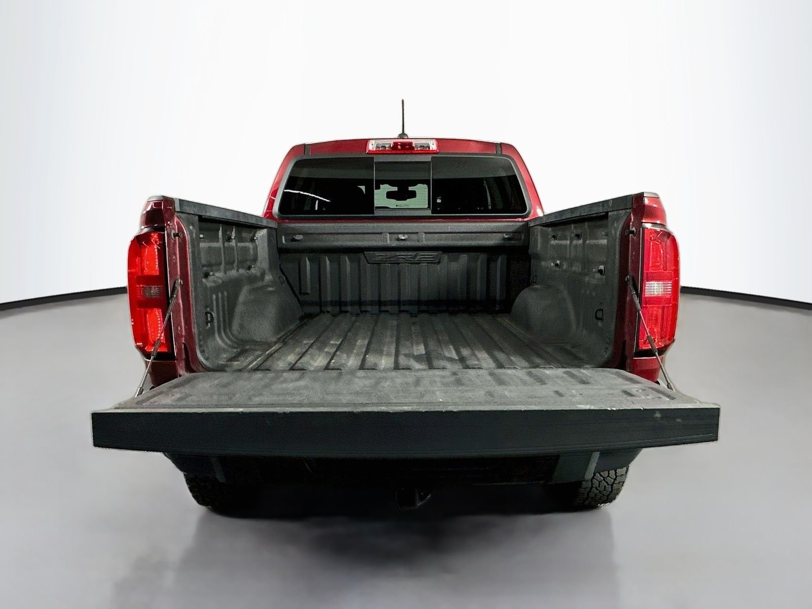 Used 2018 Cajun Red Tintcoat Chevrolet ZR2 image 26