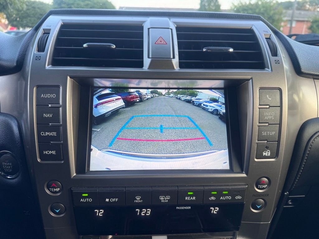 Used 2016  Lexus 460 image 10