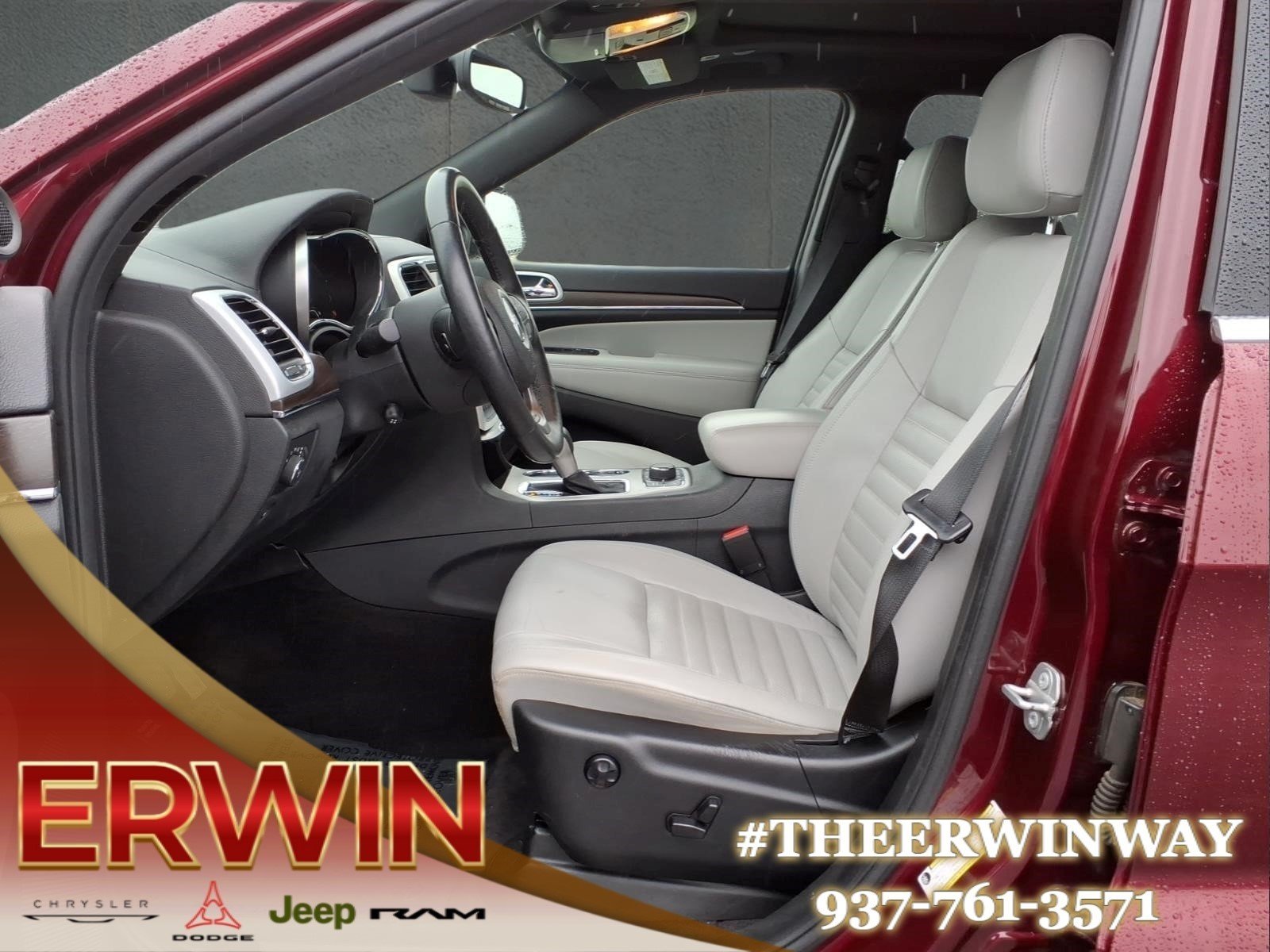 Used 2018 Velvet Red Pearl Coat Jeep Limited image 13