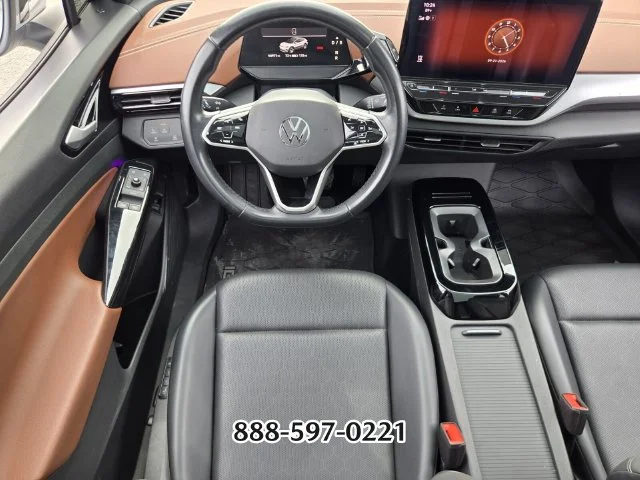 Used 2021  Volkswagen Pro S image 13