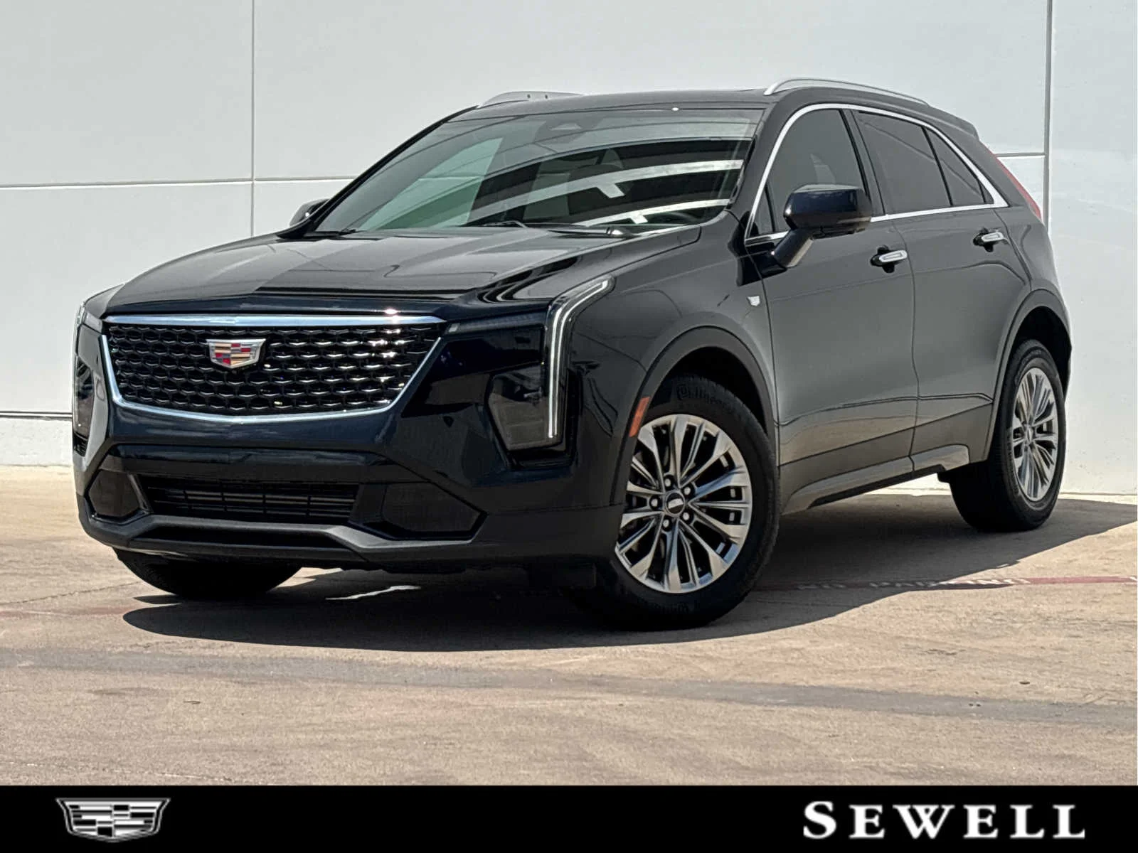 2025 Cadillac XT4 Premium Luxury's photo