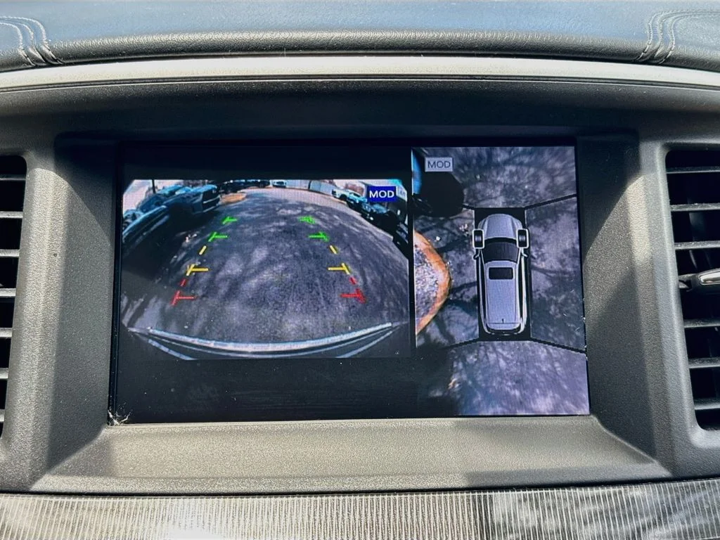 Used 2018 Gray INFINITI Base image 15