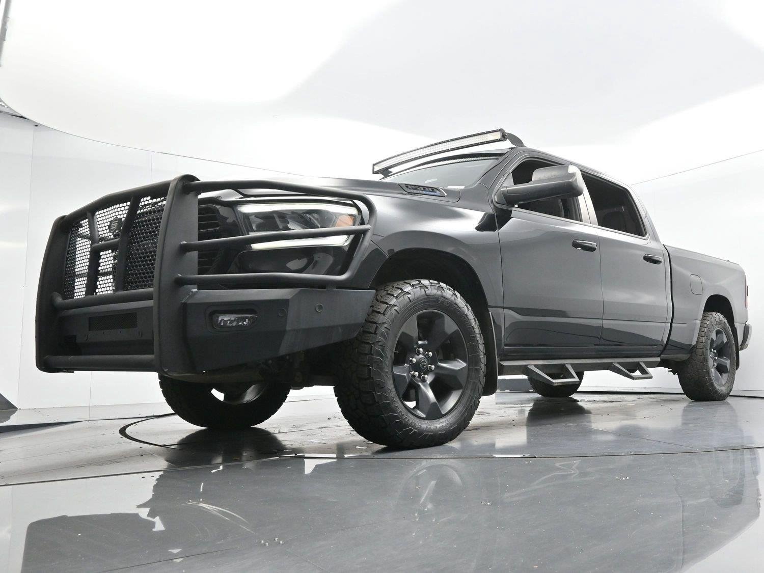 Used 2019 Diamond Black Crystal Pearlcoat Ram Big Horn/Lone Star image 41