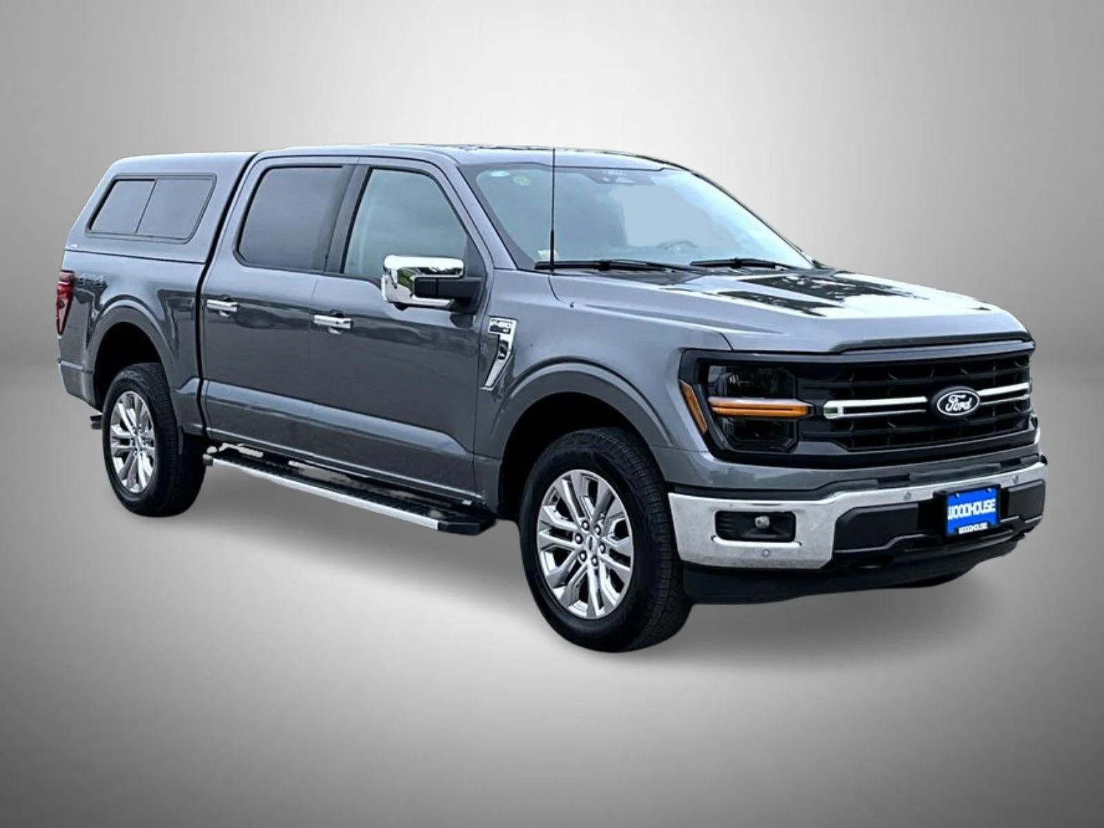 Used 2024 Gray Ford XLT image 3