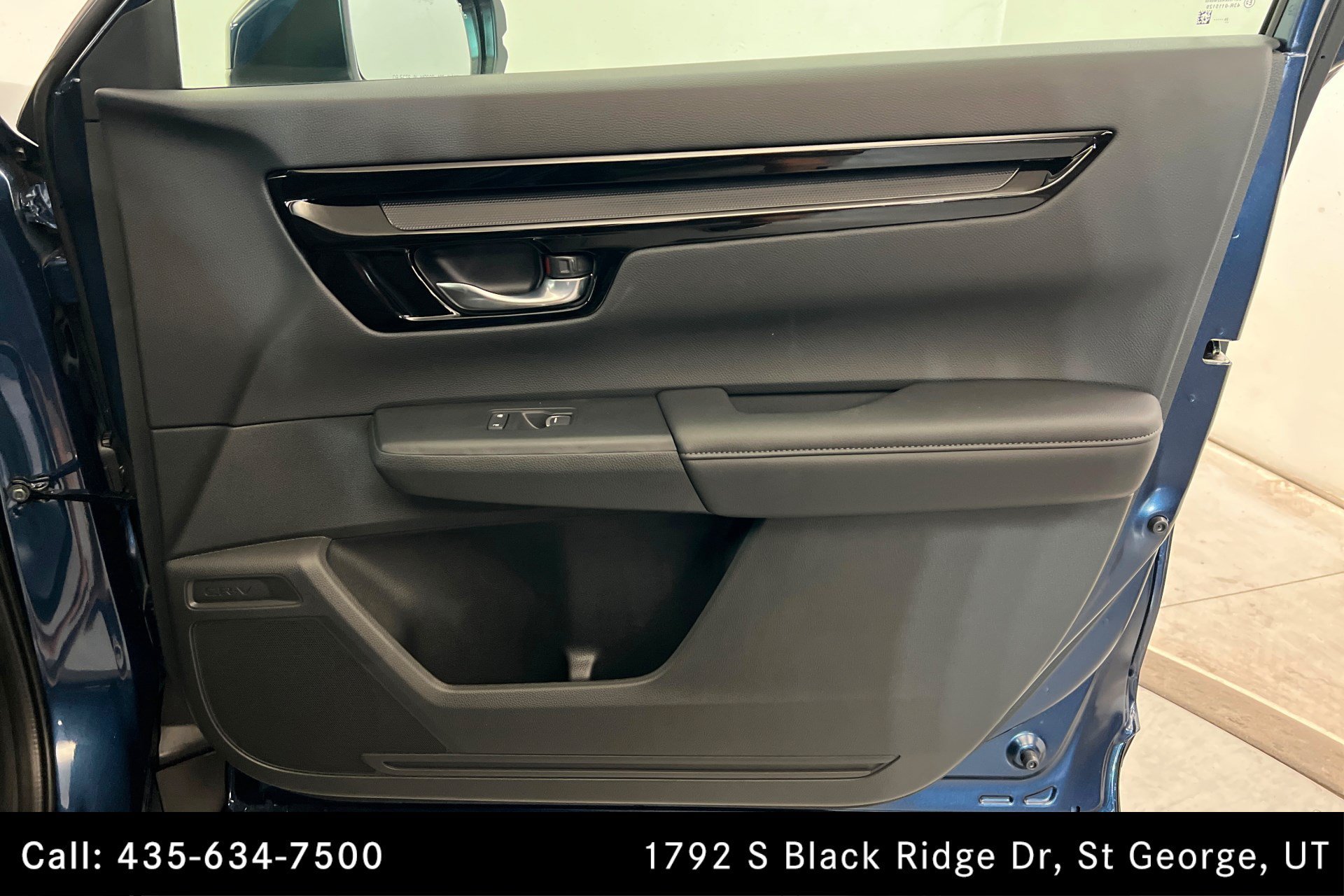 Used 2024 Summit White Buick Sport Touring image 220