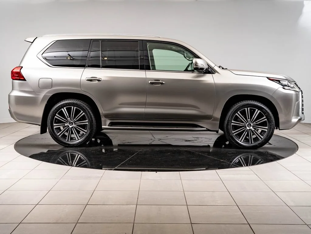 Certified Used 2021 Atomic Silver Lexus 570 image 11