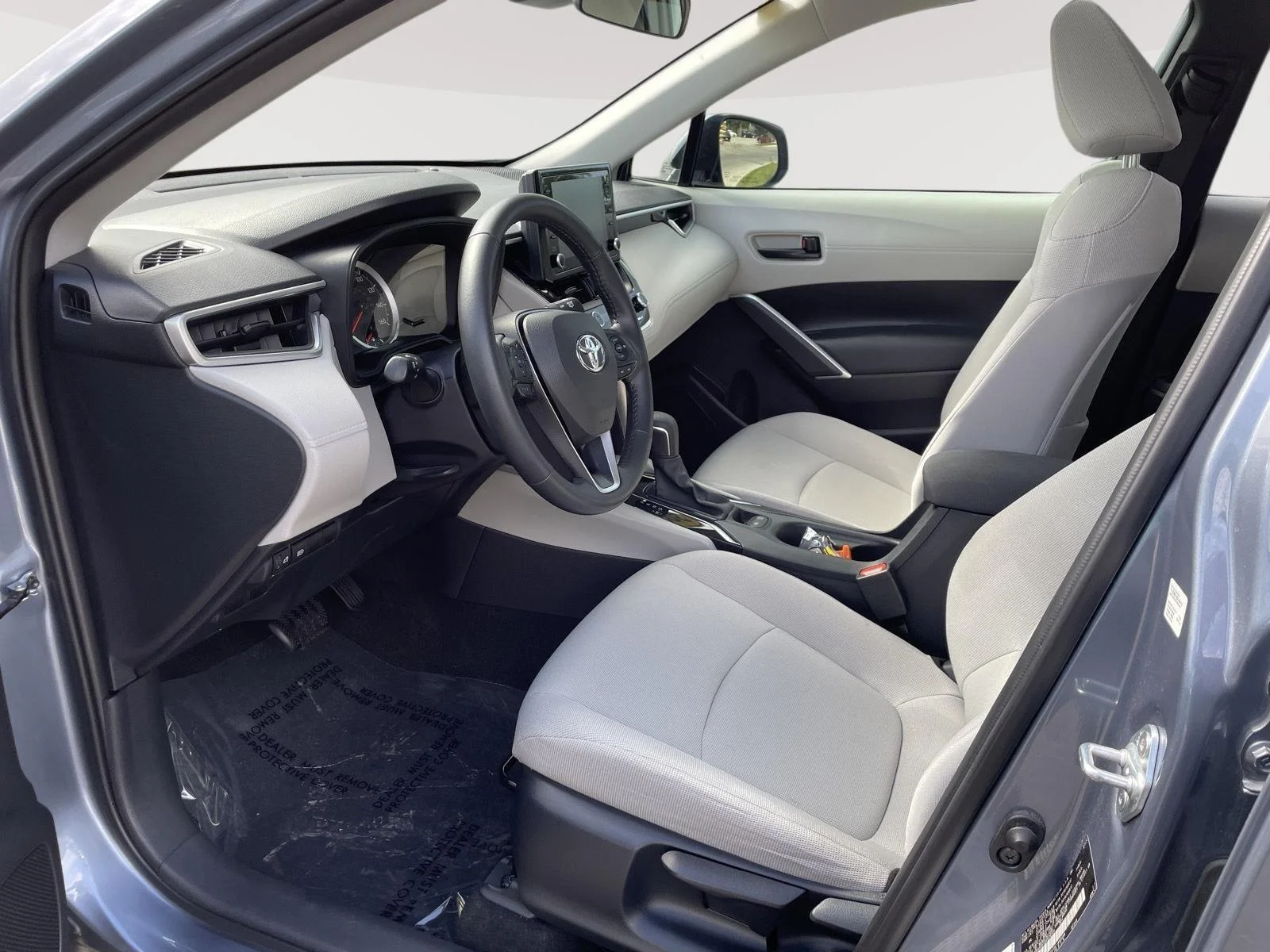 Used 2022 Celestite Toyota LE image 3