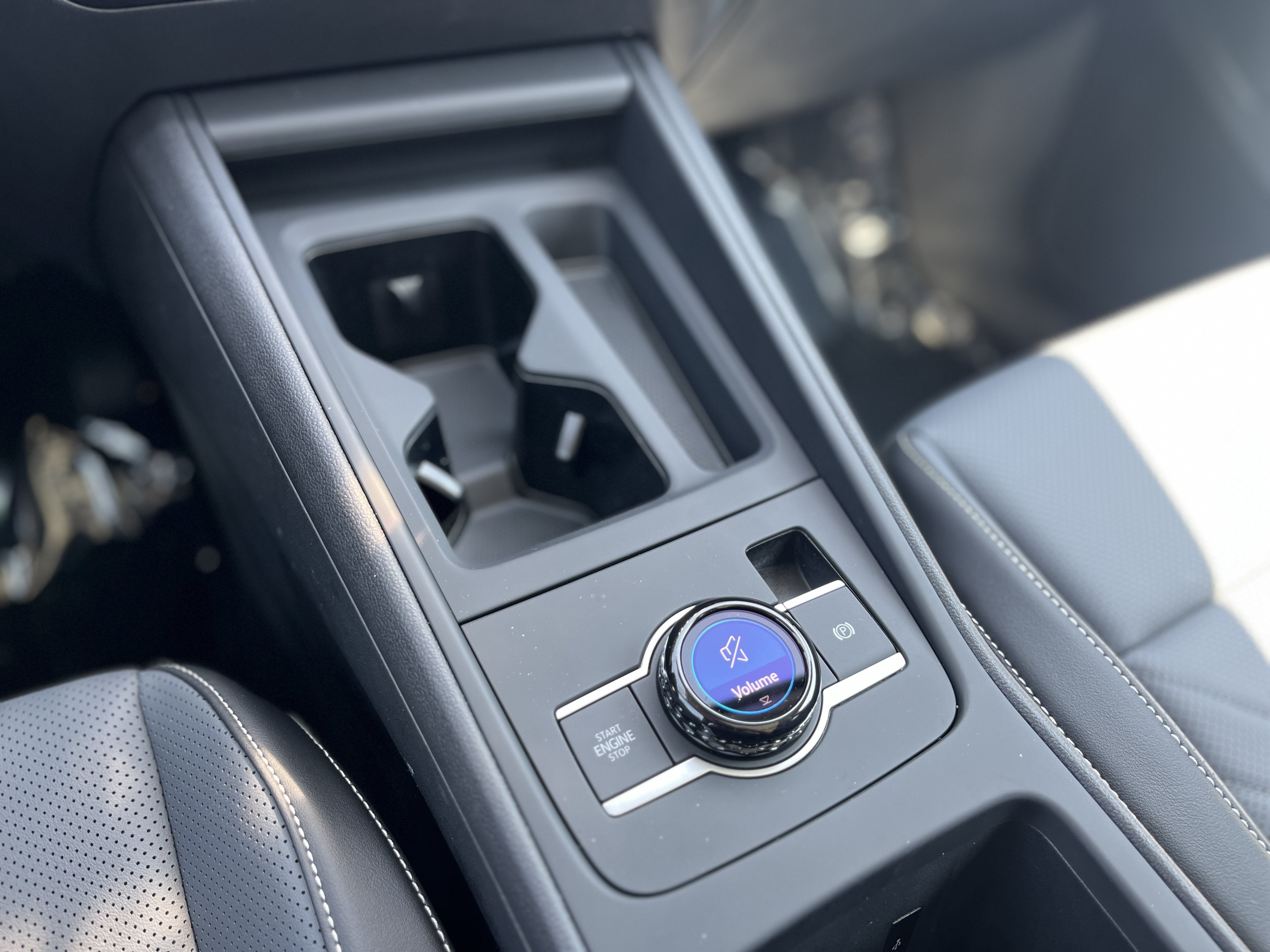 New 2026 White Volkswagen SE image 18