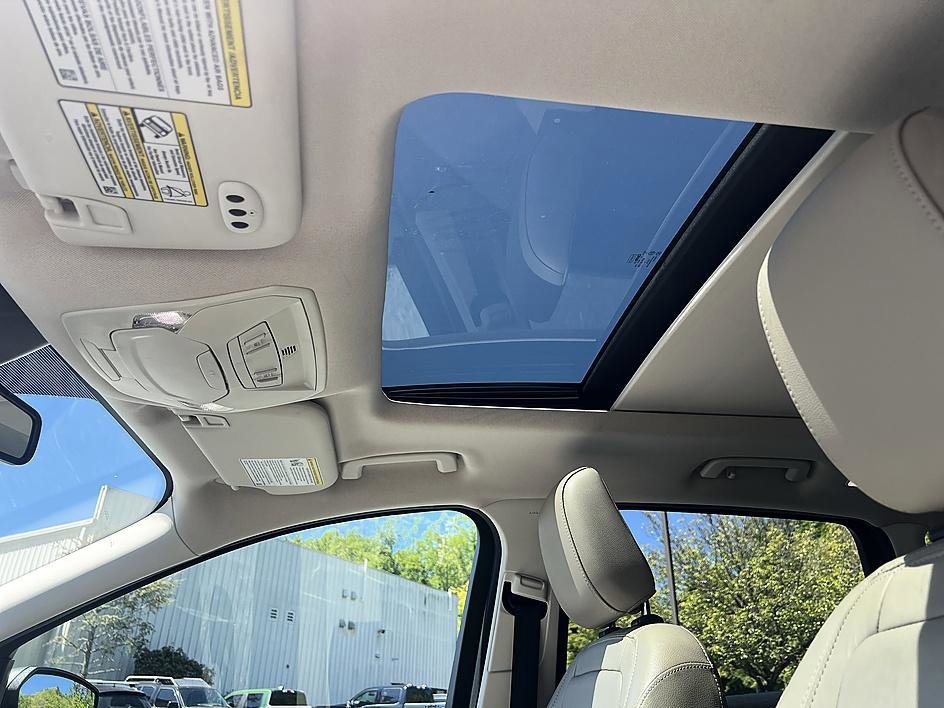 Used 2019 Magnetic Ford Titanium image 20