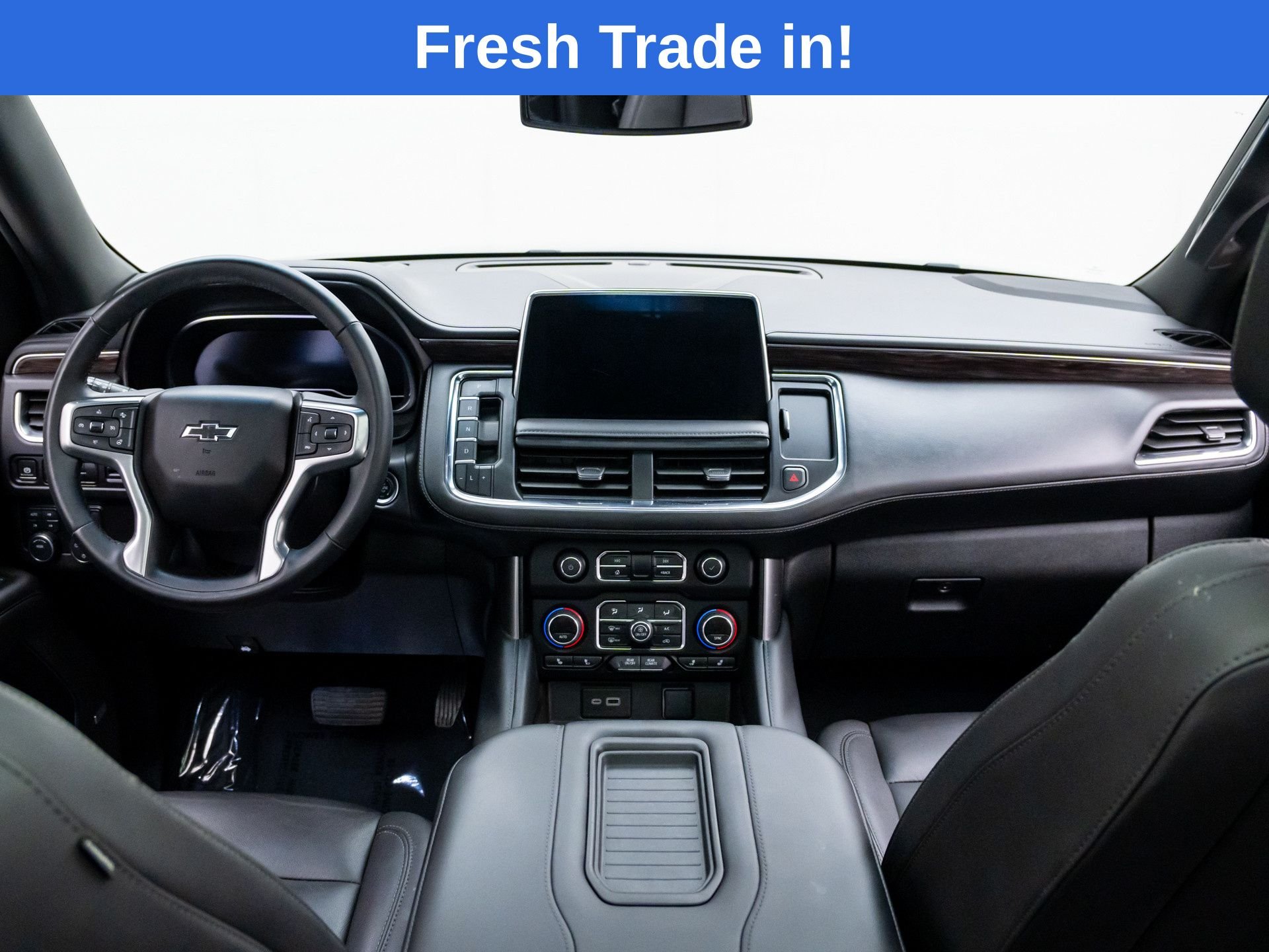 Used 2024 Gray Chevrolet Z71 image 9