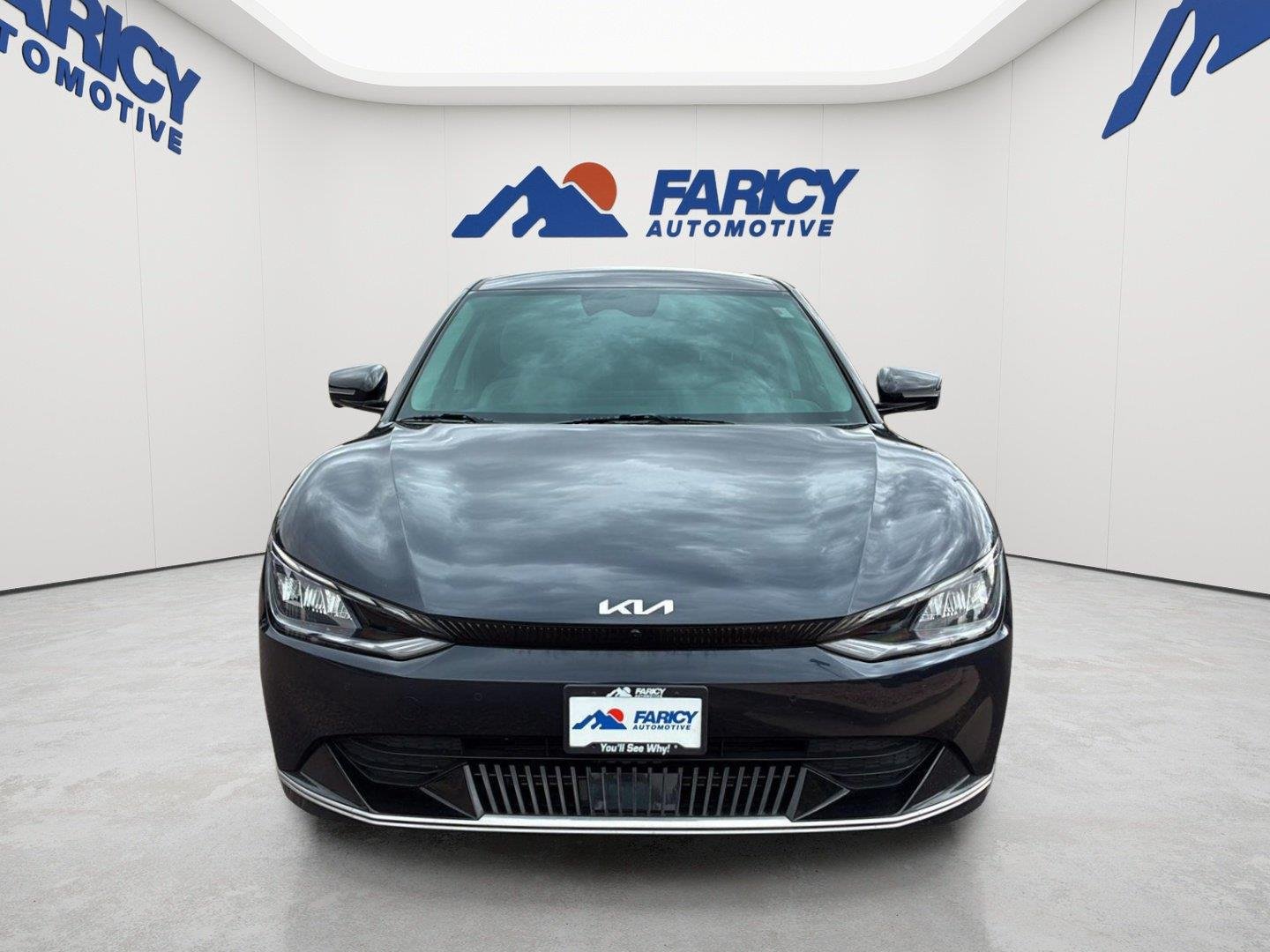 Certified Used 2023 Gravity Blue Kia Wind image 3