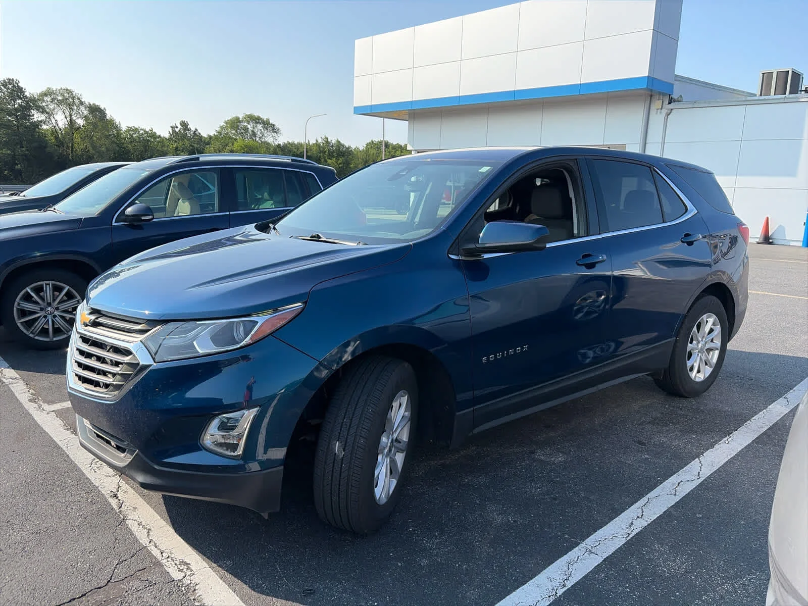 Used 2020 Pacific Blue Metallic Chevrolet LT image 1