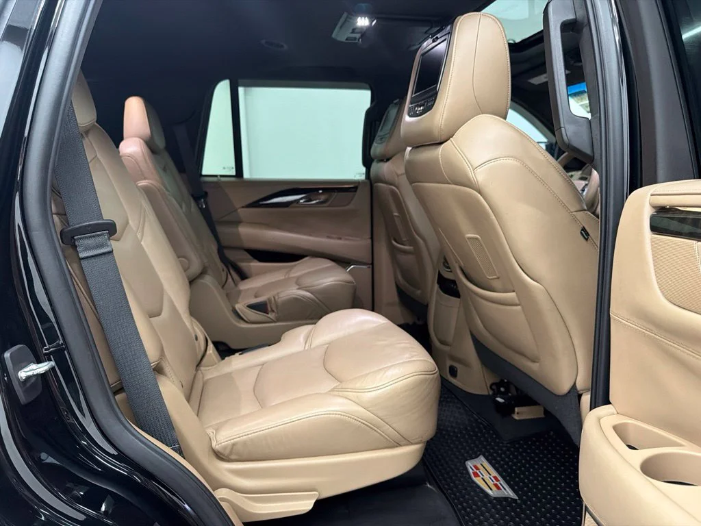 Used 2019 Black Cadillac Platinum Edition image 30
