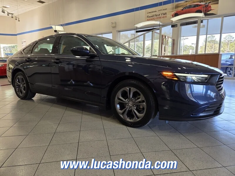 Used 2024 Blue Honda EX CVT image 3
