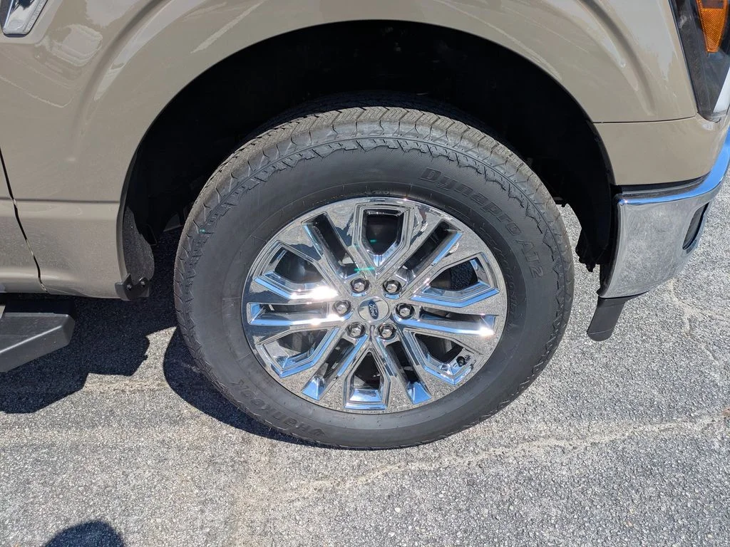 New 2026 Marsh Gray Ford Lariat image 11