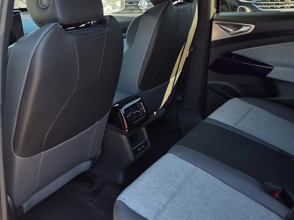 2026 Volkswagen ID.4 PRO - Photo 16