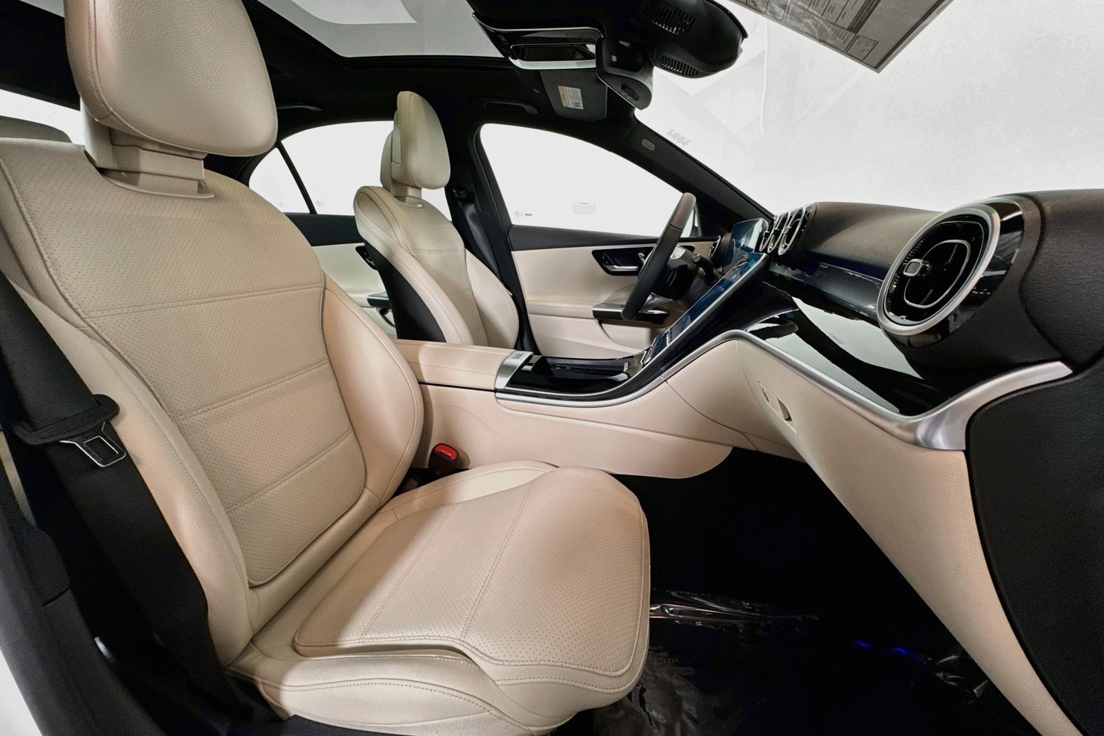 New 2026 Polar White Mercedes-Benz C 300 image 26