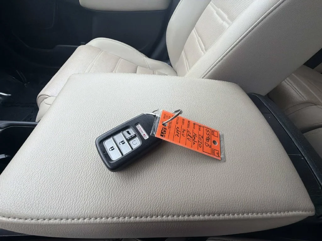 Used 2020  Honda EX-L image 32