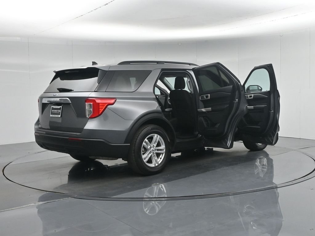 Certified Used 2023 Gray Ford XLT image 33