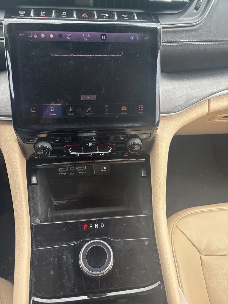 Used 2022 Gray Jeep Limited image 11