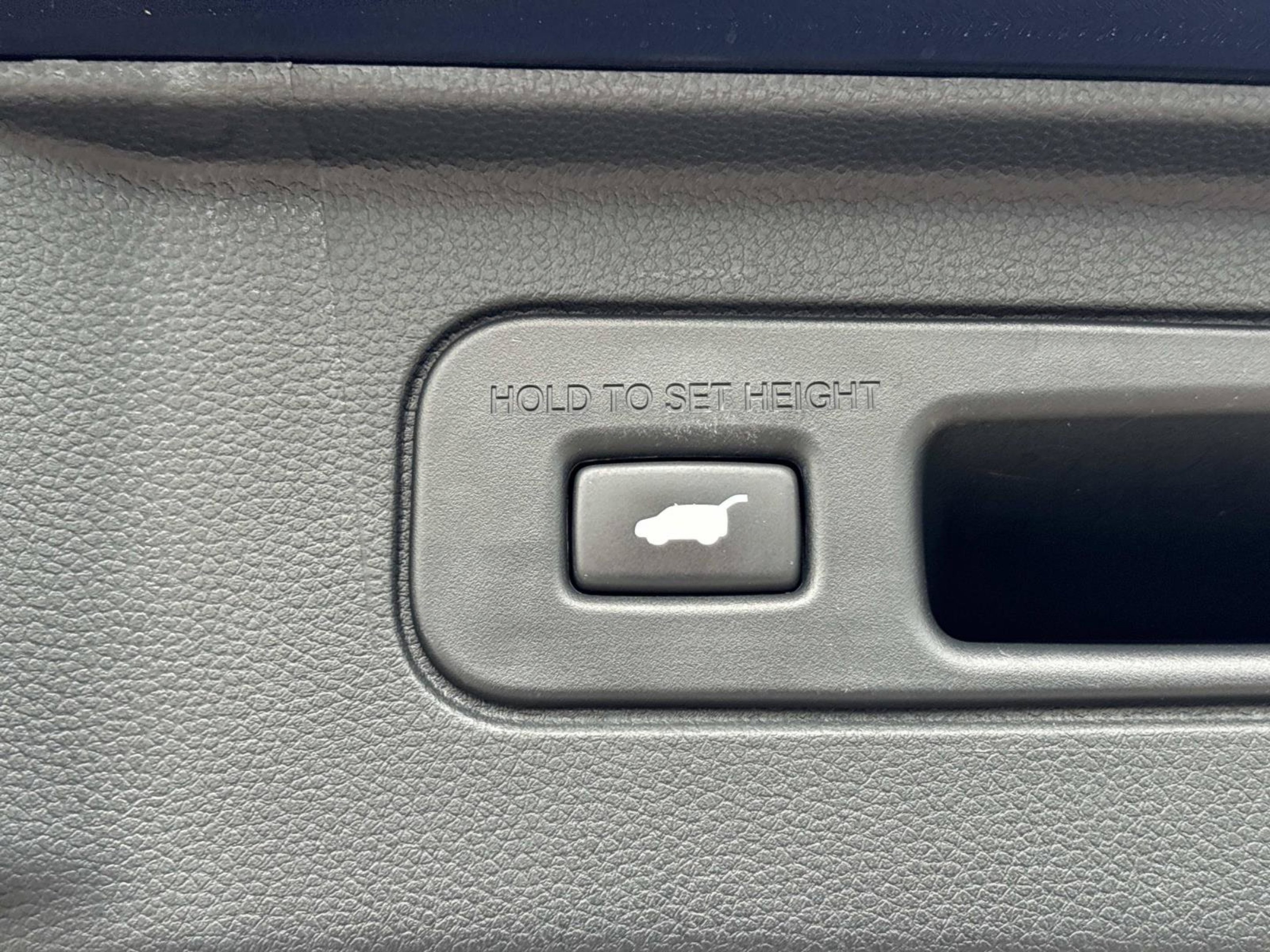 2023 Honda Pilot Touring - Photo 10