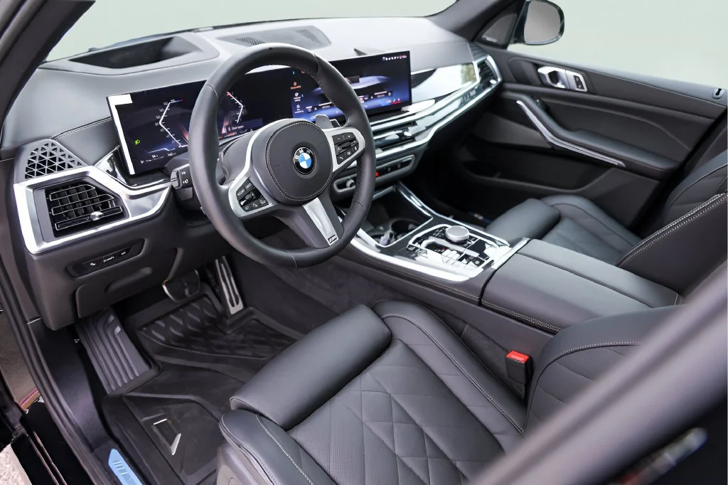 Used 2026 Black BMW sDrive40i image 11